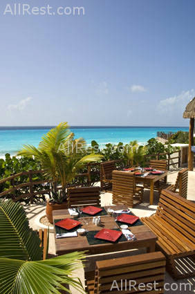 Grand Oasis Cancun 7